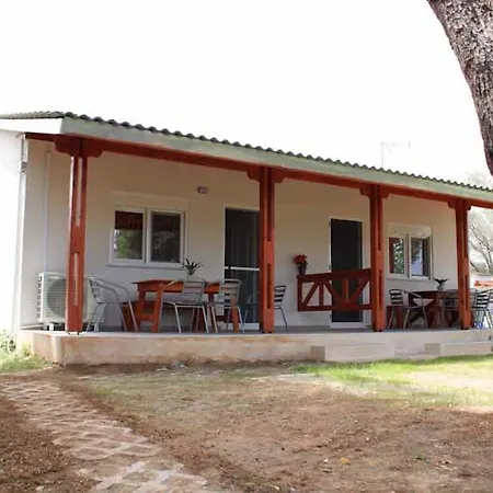 Akstudios To Spitaki بيت للعطل أورموس باناجياس